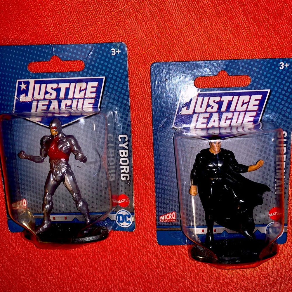 Mattel Justice League Cyborg and Superman Figures